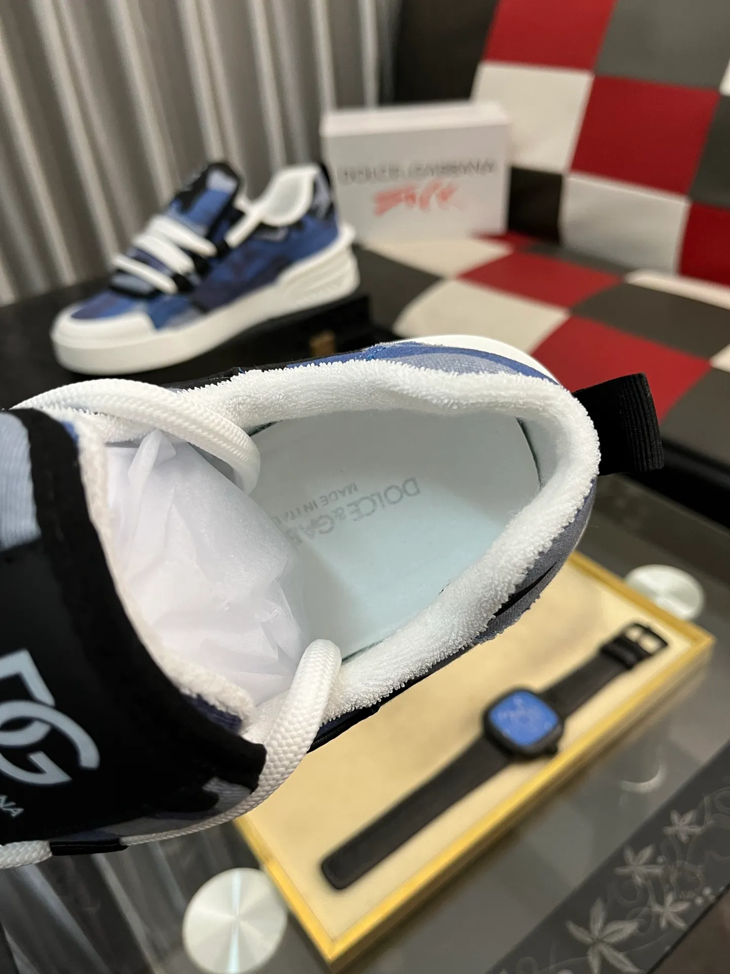 Men's Men's Shoes Men's Shoes 💰480⌚️⌚️DG-Dolce & Gabbana) The latest popular 🔥🔥casual shoes, the tongue has the brand's iconic details, and the combination of silk cowhide and cow suede enhances the style. Fashionable and versatile, it can complement any look. Create an exquisite design with unique dynamic vitality and modern atmosphere, showing modern elegance. Size: 35-45